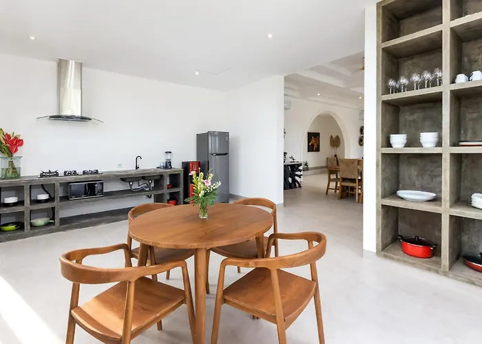Villa Besakih 5Br, 5 Mins To Beach - Canggu